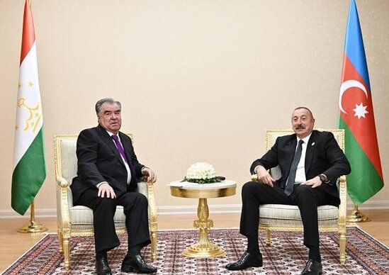 İlham Əliyev İmaməli Rəhmanla görüşdü