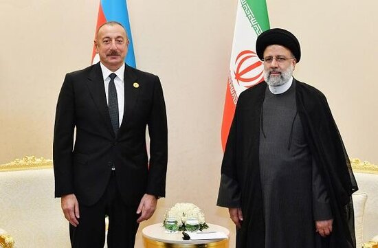 İlham Əliyev İran prezidenti ilə görüşdü