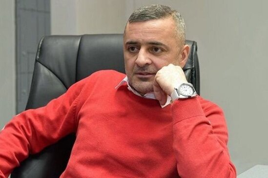 Elman Rəfiyevin ölkədən çıxışına qadağa qoyuldu