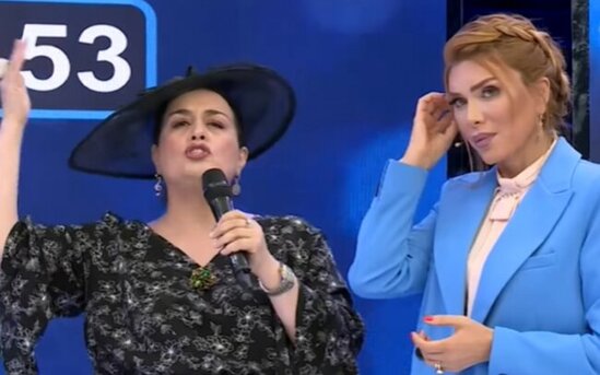 Elza şəhid ailəsindən yardım təklifi aldı, efiri tərk etdi - VİDEO