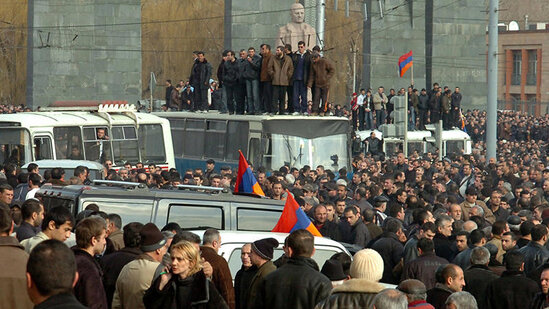 Müxalifət Bakı ilə sülh razılaşmasını buna görə istəmir