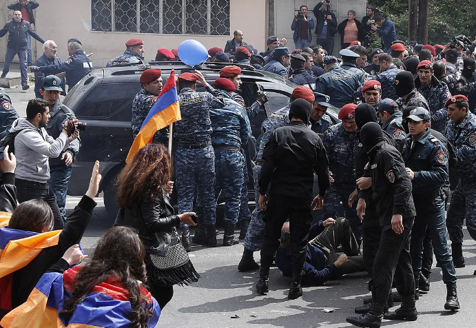 Ermənistan müxalifəti ümumrespublika mitinqinə hazırlaşır