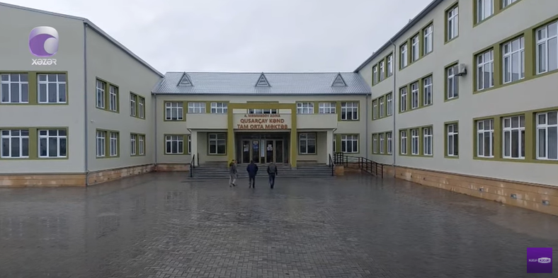 Bu rayonda məktəb yeni tikilib! Uşaqlar isə məktəbə gedə bilmir - VİDEO