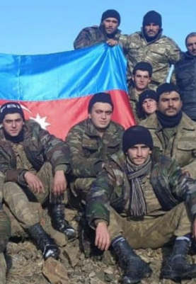 Ceyhun Novruzovdan tarixi yaddaşımızı əks etdirən yeni kitab: "Öç"dən "Zəfər"ə gedən yol - FOTOlar