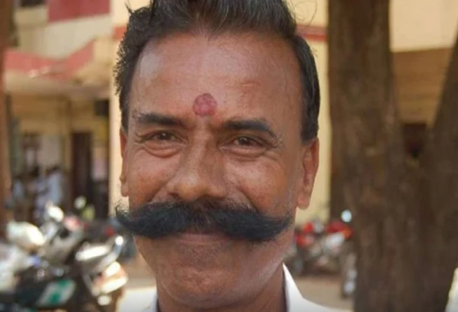 238 rəsmi seçkidə məğlub olub: Ona "Seçki kralı" deyirlər -VİDEO