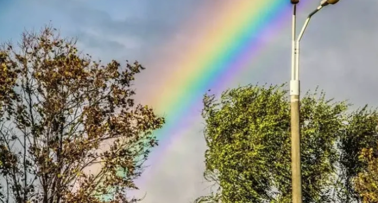 Dünyada ən çox davam edən göy qurşağı: 8 saat 58 dəqiqə