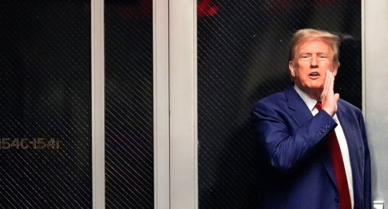 Məhkəmə Donald Trampdan tələb olunan girov məbləğini azaltdı