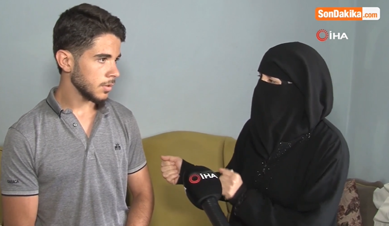 Evdə qalsa oğurlanar dediyi qızıllarını bazarda oğurladılar - VİDEO