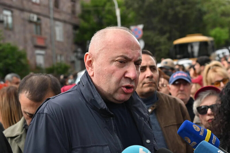 Ermənistanda deputatlığa namizəd iki ay müddətinə həbs edilib
