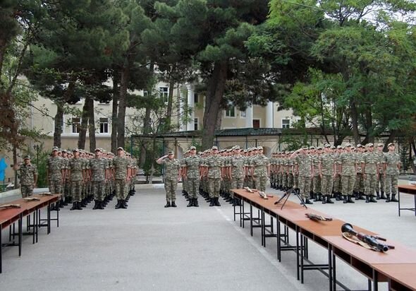 Hərbi təhsil müəssisələrində andiçmə mərasimləri keçirilib - FOTO