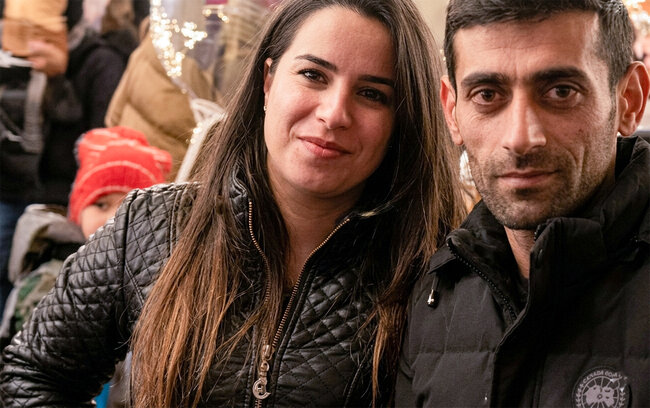 "Namus məsələsidirsə, qızımı öldürəndən sonra kartı niyə götürüb?"