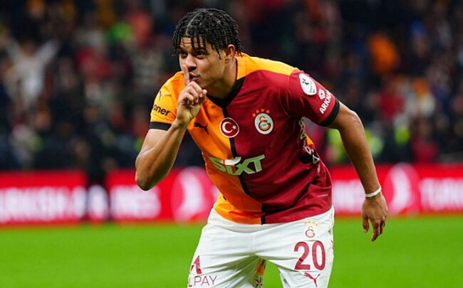 Premyer Liqa təmsilçisi "Qalatasaray"ın futbolçusu ilə maraqlanır