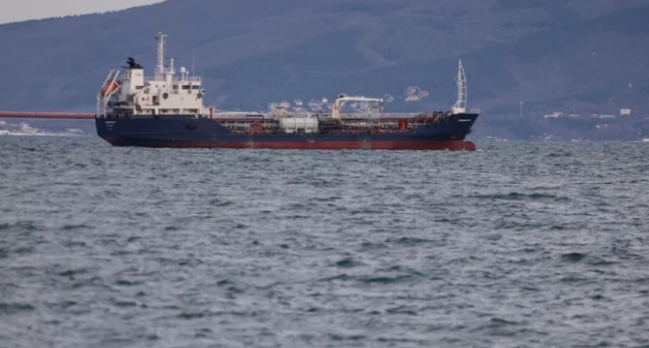 271 nəfəri daşıyan gəmi batdı