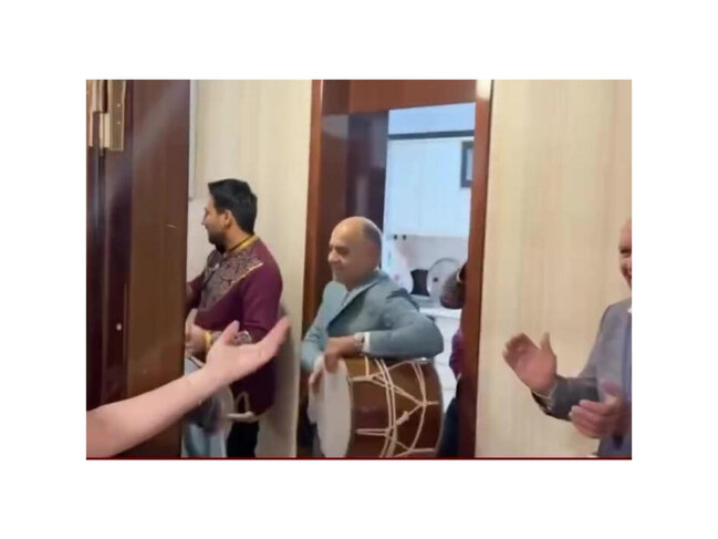 Ata qızını görün, necə gəlin YOLA SALDI - VİDEO