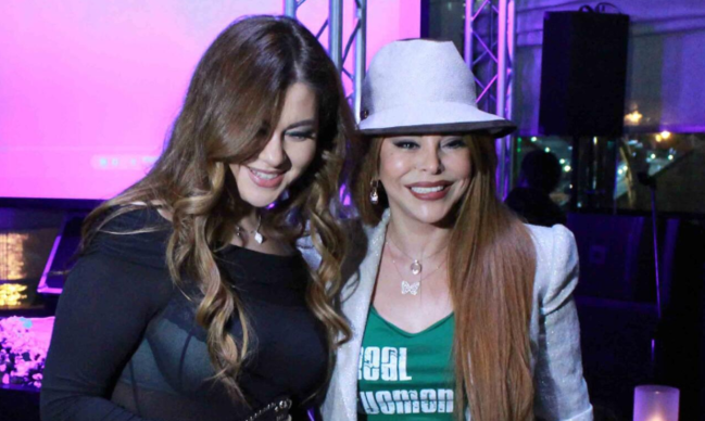 Aygün Kazımovanın qızını GÖRƏNLƏR TANIMADI - FOTOLAR