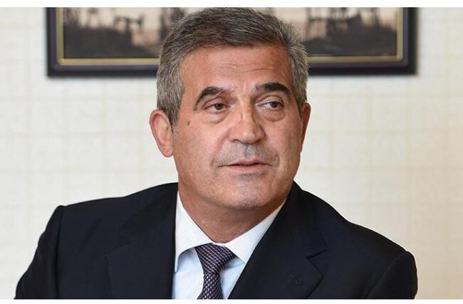 Sahil qəsəbəsində 1 milyon manatlıq obyekti kim tikdirir?-Video-Fotofakt