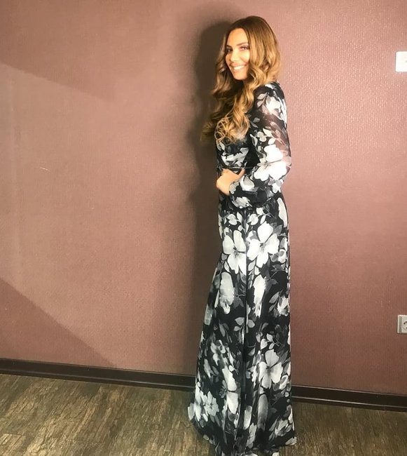 Burun əməliyyatı etdirən aparıcımızı görənlər şokda - FOTOLAR