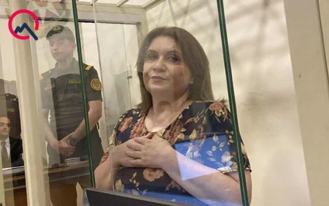 "Gül kimi, tərtəmiz qızam"