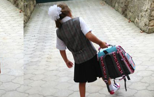 Məktəblilər üçün ŞAD xəbər: ağır çanta probleminə SON