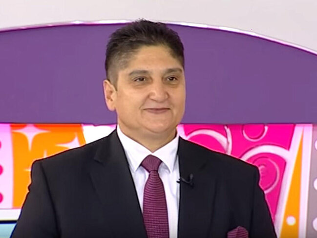 Xalq artisti gül satan qocaya 200 manat verdi - VİDEO