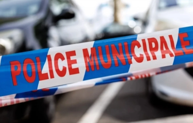 Fransada uşaqlar üçün oyun meydançasında yandırılmış meyit aşkarlandı