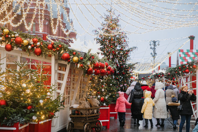 Moskva sizi Yeni il möcüzələri dünyasına səyahətə dəvət edir