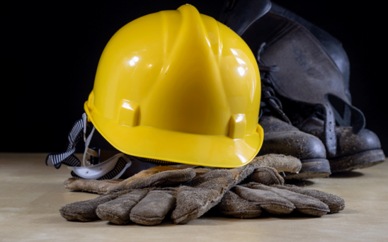 Bakıda tikintidə uçqun - Fəhlə xəsarət aldı