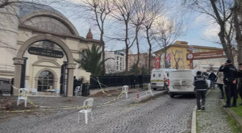 Anasının cənazəsində qardaşını güllələdi - VİDEO