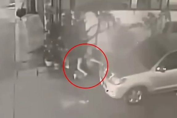 Festival zamanı doğuş edən qadın körpəsini gizlədib əylənməyə davam etdi