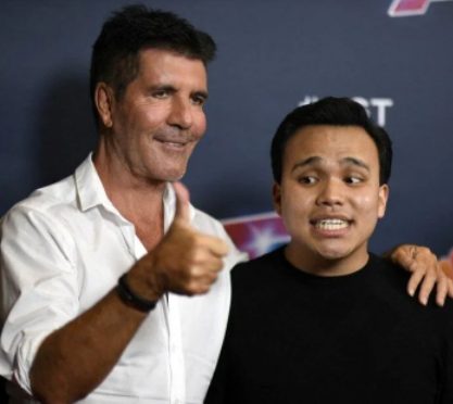 20 milyonluq sərvətini İTLƏRƏ BAĞIŞLADI