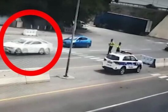 Avtomobilinə başqa maşının nömrəsini bağlayaraq idarə edən narkoman saxlanıldı - VİDEO