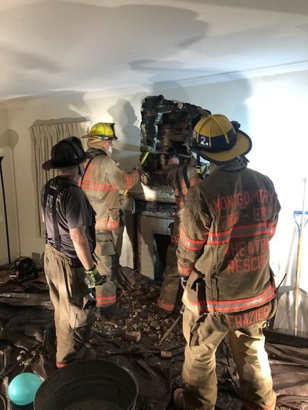 Oğurluq üçün bacadan evə girmək istədi...- VİDEO