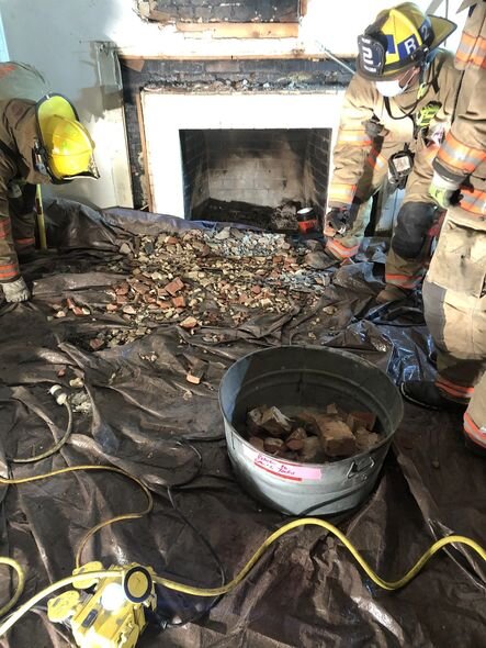 Oğurluq üçün bacadan evə girmək istədi...- VİDEO