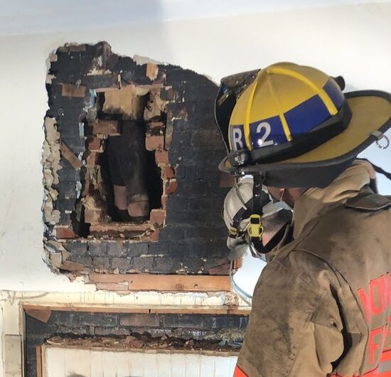 Oğurluq üçün bacadan evə girmək istədi...- VİDEO