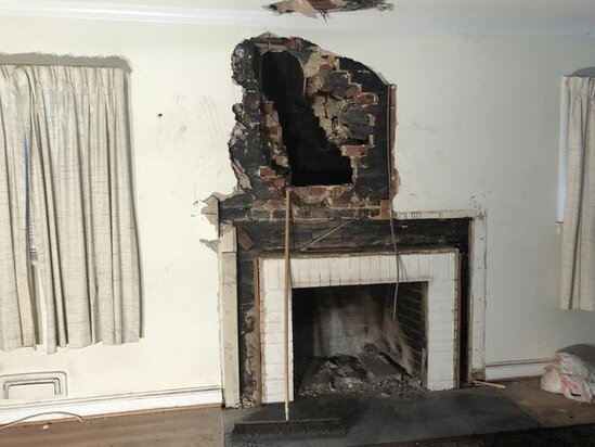 Oğurluq üçün bacadan evə girmək istədi...- VİDEO