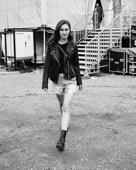 Finlandiyanın baş naziri qısa şortla görüntüləndi - FOTO