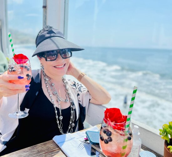 Ölümündən 9 gün əvvəl doğum gününü qeyd edən Firəngiz Rəhimbəyova - FOTO