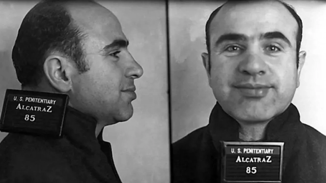 Qaşıqla tunel qazaraq əfsanəvi həbsxanadan qaçan üç məhkumun talehi necə olub? – FOTO