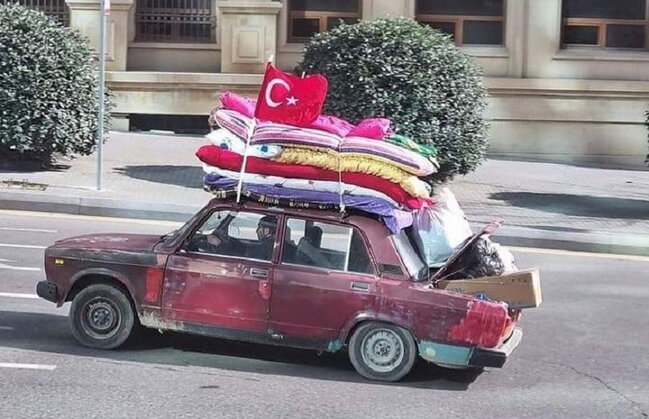 Bir foto ilə Azərbaycanda məşhurlaşan köhnə maşının sahibi GÖRÜN KİMDİR - VİDEO