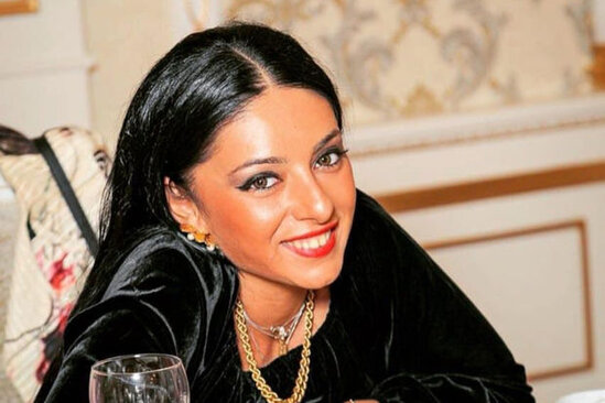 İntihar edən qız polkovnikin nəvəsidir: Bloqqer imiş- FOTO