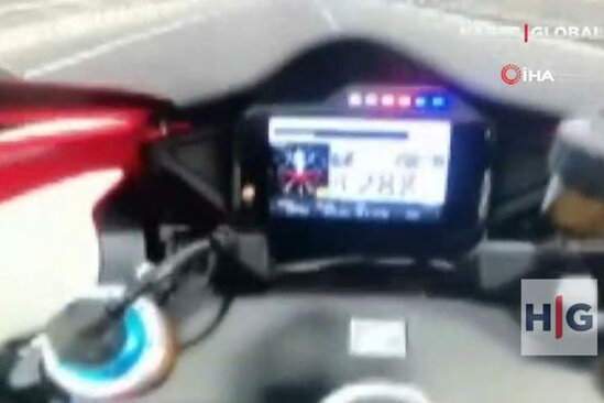 Saatda 300 kilometr sürətlə hərəkət edən motosikletçinin dəhşətli ölümü – ANBAAN VİDEO