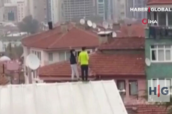 "Tik-Tok" üçün video çəkən məktəblilər həyatlarını təhlükəyə atdılar - VİDEO