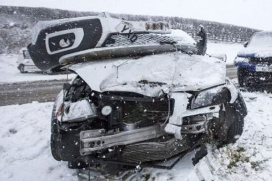 Qar qəzalara səbəb oldu: Xəsarət alanlar var