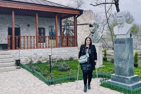 İranda "qara siyahı"da olan azərbaycanlı modelyer: "Məndən böyük məbləğ tələb edirlər" - MÜSAHİBƏ + FOTO