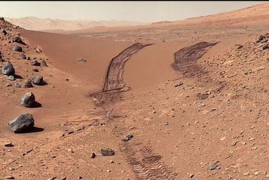NASA Marsın yaxın məsafədən yeni şəkillərini yayımlayıb - FOTO