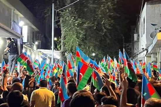 Azərbaycanlı dindarlardan Londondakı hadisəyə cavab - VİDEO