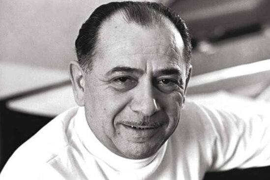 Bakıda Xalq artisti Tofiq Quliyevin abidəsinin postamenti quraşdırılır