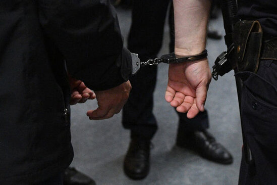 Bakıda restoranda əcnəbinin pulu və bank kartları oğurlanıb