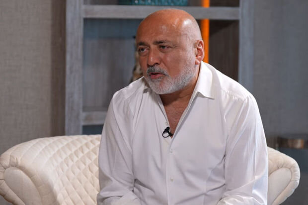 Azərbaycandan külli miqdarda pulun çıxardılmasında ittiham olunan maliyyəçi - VİDEO