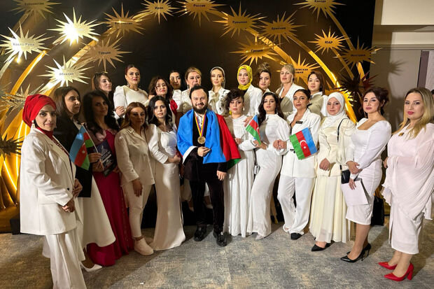 Beynəlxalq yarışda qızıl medal qazanan azərbaycanlı stilist: "Düşmənlərimiz yana-yana baxırdılar" - VİDEO